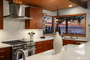 12524 Marine View Dr, Edmonds, WA 98026 - Photo 14