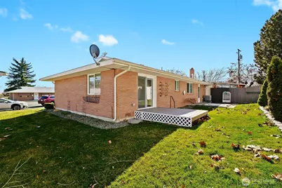 404 N 39th Avenue, Yakima, WA 98902 - Photo 4