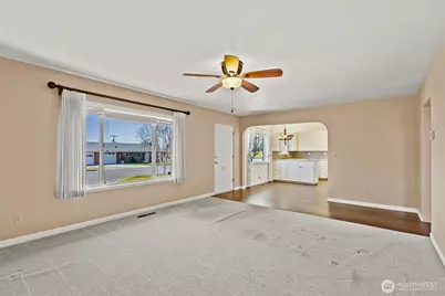 404 N 39th Avenue, Yakima, WA 98902 - Photo 14