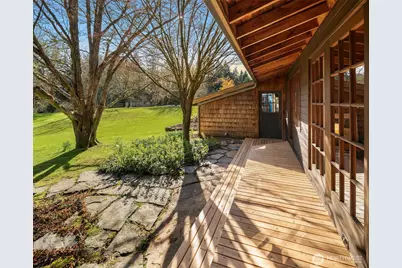 15232 Vermontville Road SW, Vashon, WA 98070 - Photo 30