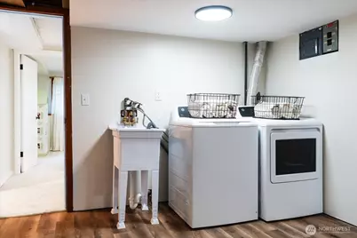 11224 SE 76th Street, Newcastle, WA 98056 - Photo 36