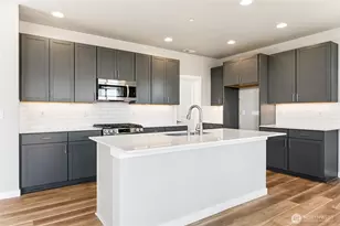 13919 179th St E, Puyallup, WA 98374 - Photo 12