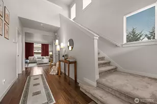 317 204th Pl SE, Bothell, WA 98012 - Photo 2