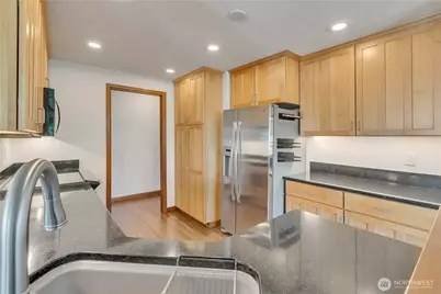 909 N I Street #205, Tacoma, WA 98403 - Photo 10