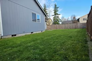 17611 67th Ave Ct E, Puyallup, WA 98375 - Photo 32