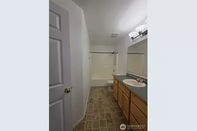 17611 67th Avenue Ct E, Puyallup, WA 98375 - Photo 20