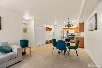 7912 170th Avenue NE #204, Redmond, WA 98052 - Photo 8