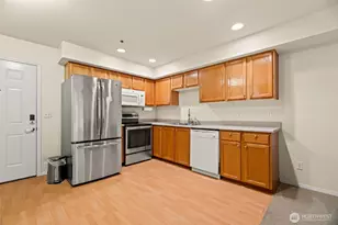 7912 170th Ave NE, Redmond, WA 98052 - Photo 6