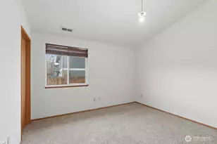 3105 K St NE, Auburn, WA 98002 - Photo 14