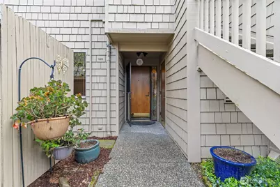 2021 Narrows View Circle NW #C122, Gig Harbor, WA 98335 - Photo 4