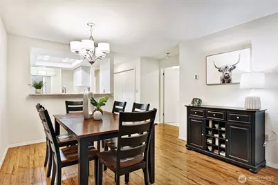 823 N 161st Place #105, Shoreline, WA 98133 - Photo 8