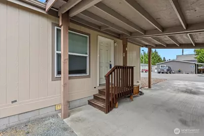 886 Carriage Court, Sedro-Woolley, WA 98284 - Photo 4