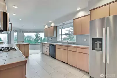 19749 53rd Avenue NE, Lake Forest Park, WA 98155 - Photo 10