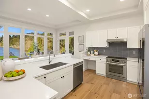 10478 Arrow Point Dr NE, Bainbridge Island, WA 98110 - Photo 10