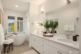 10478 Arrow Point Dr NE, Bainbridge Island, WA 98110 - Photo 16