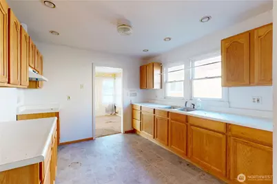 237 Emerson Avenue, Hoquiam, WA 98550 - Photo 10