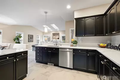 5825 54th Street W, University Place, WA 98467 - Photo 10