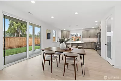 23706 84th Avenue W, Edmonds, WA 98026 - Photo 4