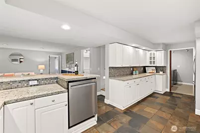 20604 4th Avenue S, Des Moines, WA 98198 - Photo 10