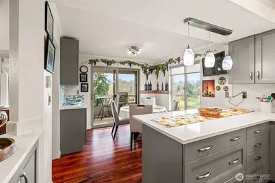 23409 Lakeview Drive #F201, Mountlake Terrace, WA 98043 - Photo 12