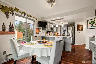 23409 Lakeview Dr, Mountlake Terrace, WA 98043 - Photo 18