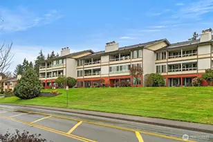 23409 Lakeview Dr, Mountlake Terrace, WA 98043 - Photo 4