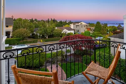 1915 35th Avenue W, Seattle, WA 98199 - Photo 36