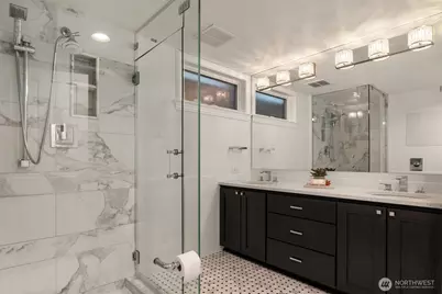 1915 35th Avenue W, Seattle, WA 98199 - Photo 26