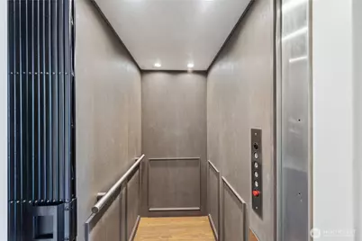 4002 Oakes Avenue, Anacortes, WA 98221 - Photo 24