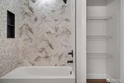 831 N Lawrence Street, Tacoma, WA 98406 - Photo 18