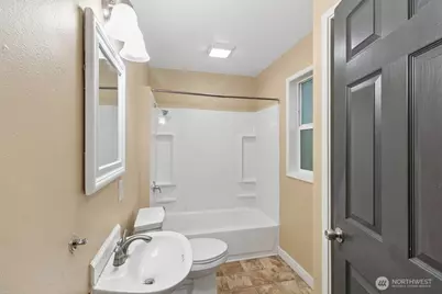 2502 N Lafayette Avenue, Bremerton, WA 98312 - Photo 6