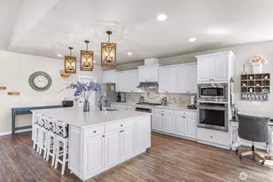 19727 Skyridge Rd, Mount Vernon, WA 98274 - Photo 6