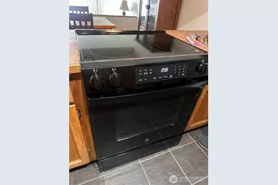 2253 Gilman Drive W #105, Seattle, WA 98119 - Photo 24