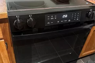 2253 Gilman Dr W, Seattle, WA 98119 - Photo 24