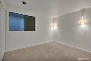 2253 Gilman Dr W, Seattle, WA 98119 - Photo 12