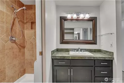 2253 Gilman Drive W #105, Seattle, WA 98119 - Photo 10