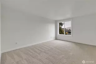 2253 Gilman Dr W, Seattle, WA 98119 - Photo 8