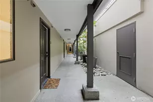 2253 Gilman Dr W, Seattle, WA 98119 - Photo 34