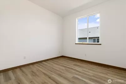 900 NW Shire Street, Oak Harbor, WA 98277 - Photo 26