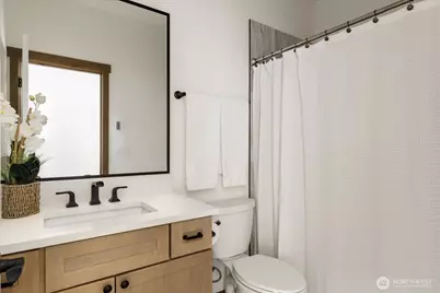 900 NW Shire Street, Oak Harbor, WA 98277 - Photo 28