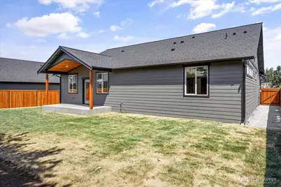 900 NW Shire Street, Oak Harbor, WA 98277 - Photo 34