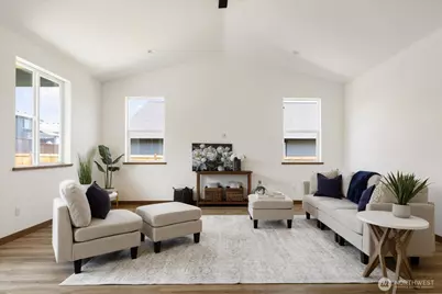 900 NW Shire Street, Oak Harbor, WA 98277 - Photo 4