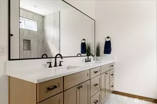 900 NW Shire St, Oak Harbor, WA 98277 - Photo 18