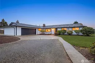 811 16th St NW, Puyallup, WA 98371 - Photo 2