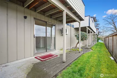 110 19th Avenue SE #16, Puyallup, WA 98372 - Photo 14