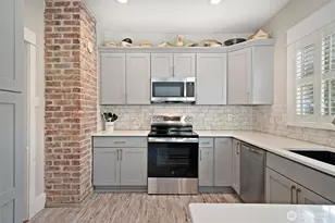 724 S Summit Ave, Bremerton, WA 98312 - Photo 14