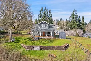 724 S Summit Ave, Bremerton, WA 98312 - Photo 1