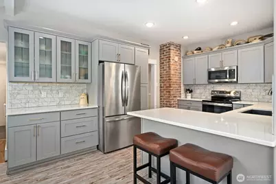 724 S Summit Avenue, Bremerton, WA 98312 - Photo 10