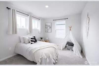10623 SE 265th Place, Kent, WA 98030 - Photo 12