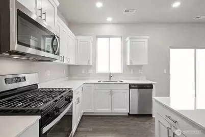 10623 SE 265th Place, Kent, WA 98030 - Photo 6